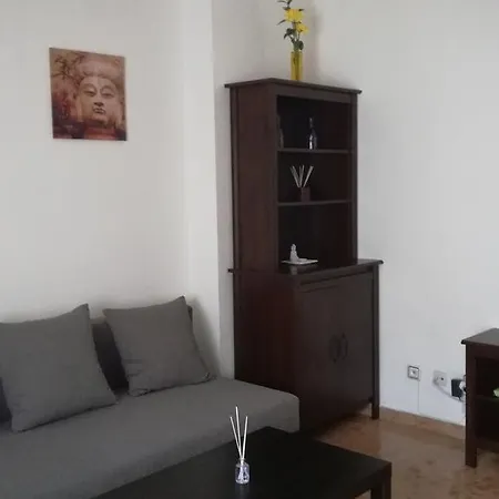 Dos Torres Anton - Apartamento Wifi Gratis Cerca Del Tubo Y El Mercado Central Ideal Para El Turismo Lägenhet