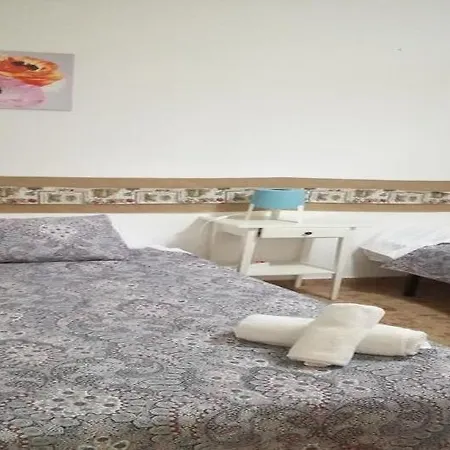 Dos Torres Anton - Apartamento Wifi Gratis Cerca Del Tubo Y El Mercado Central Ideal Para El Turismo Lägenhet *